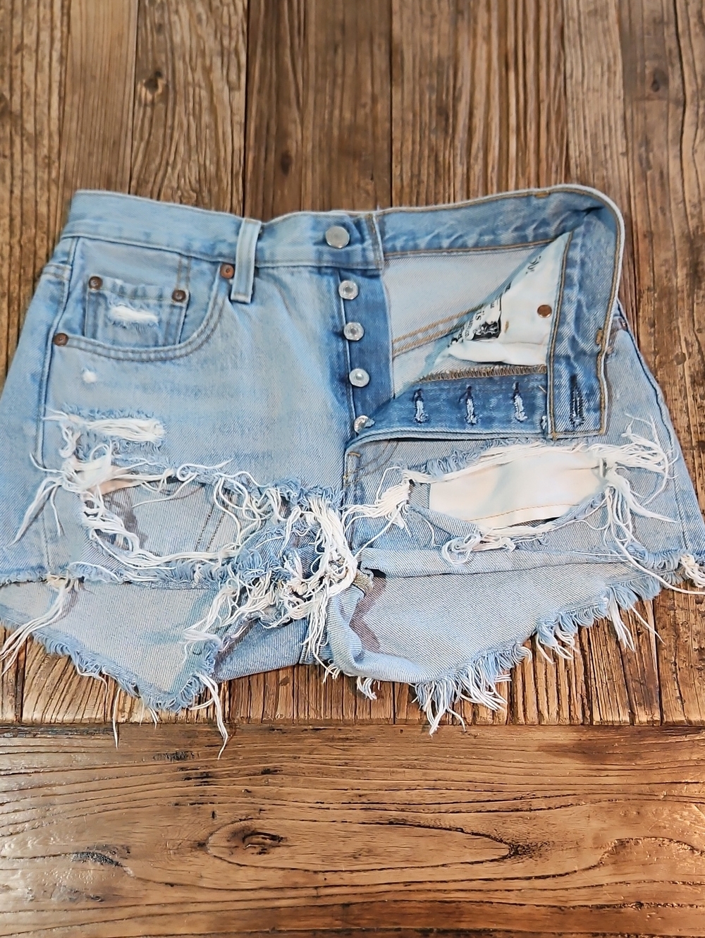 Levis 501 Distressed Denim Shorts for Women Size 25